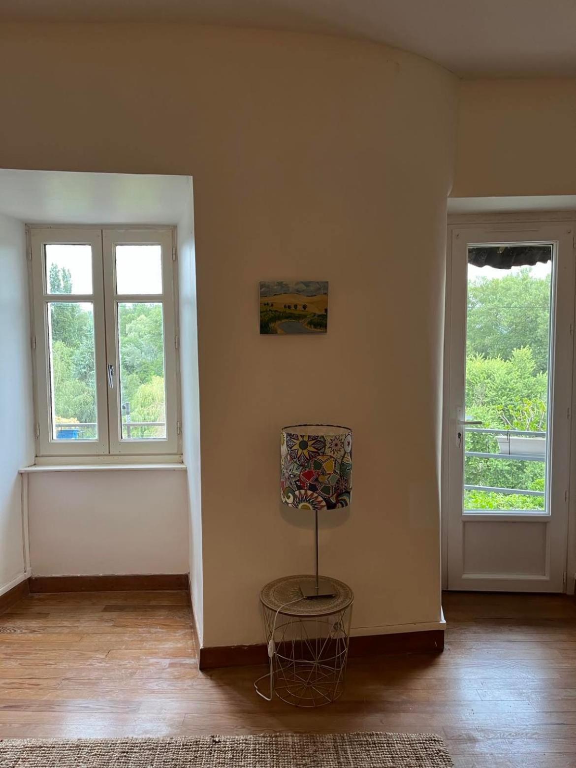 Beautiful Next To Garonne River! *