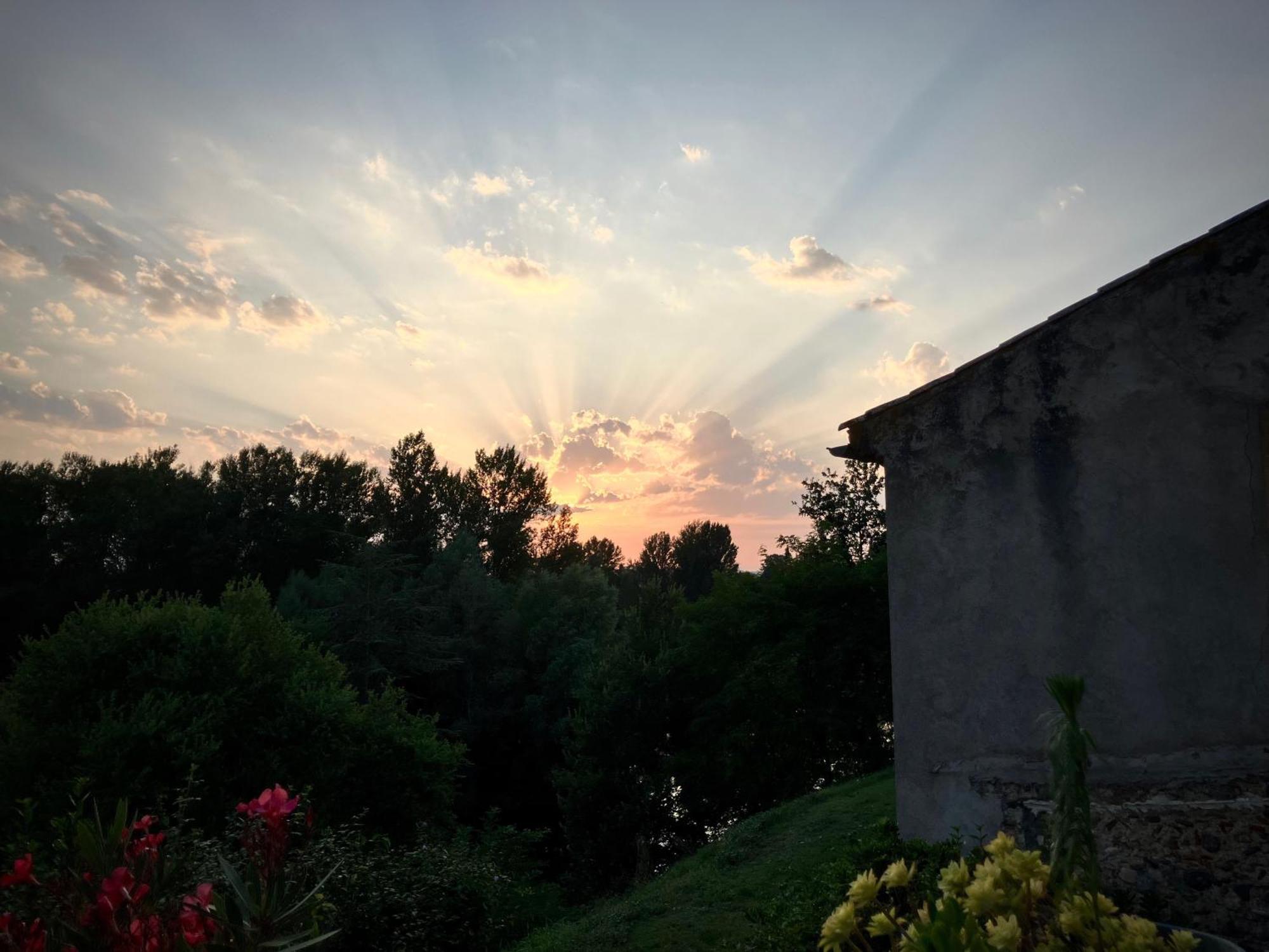 Ferienhaus Beautiful Next To Garonne River! Couladere
